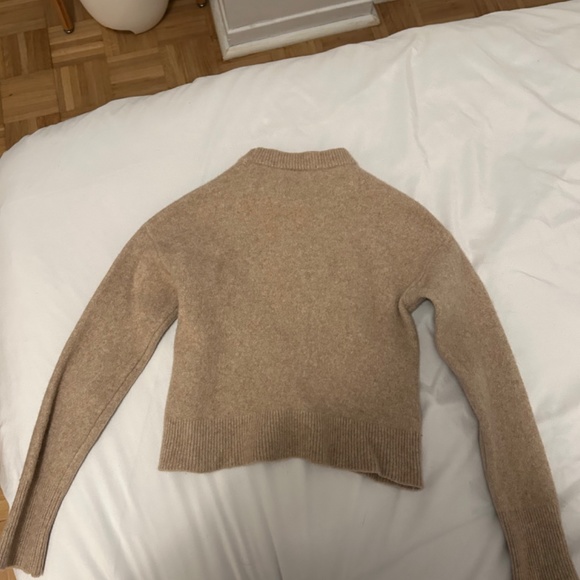 Frank and Oak merino wool cropped sweater - Picture 4 of 4